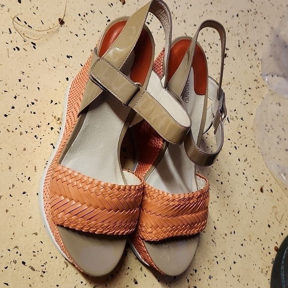 Joan & David Shoes - 𝅺joan and David Daidona orange wedge size 10 EUC